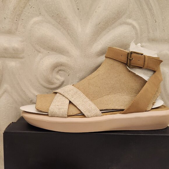 Naturalizer Porcelain Jamila Gladiator Sandals. NIB. Size 9.5 - Picture 2 of 9